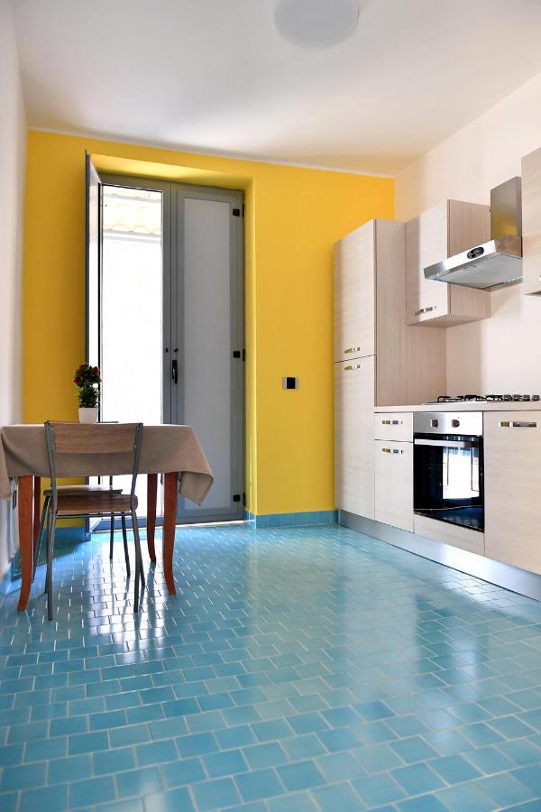 B&B A Due Passi Caserta Exterior photo