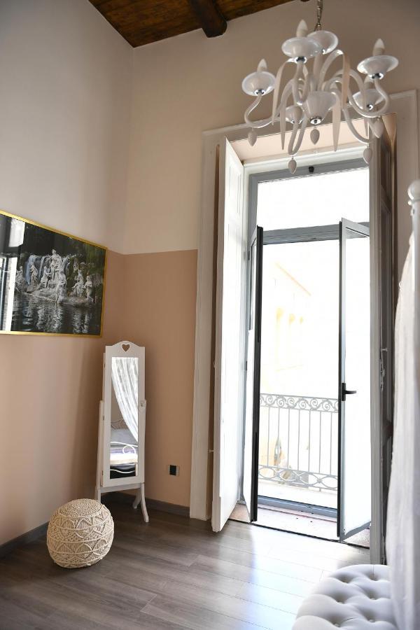 B&B A Due Passi Caserta Exterior photo