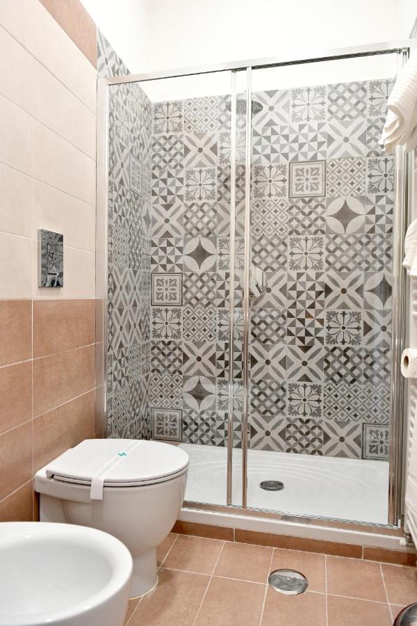 B&B A Due Passi Caserta Exterior photo